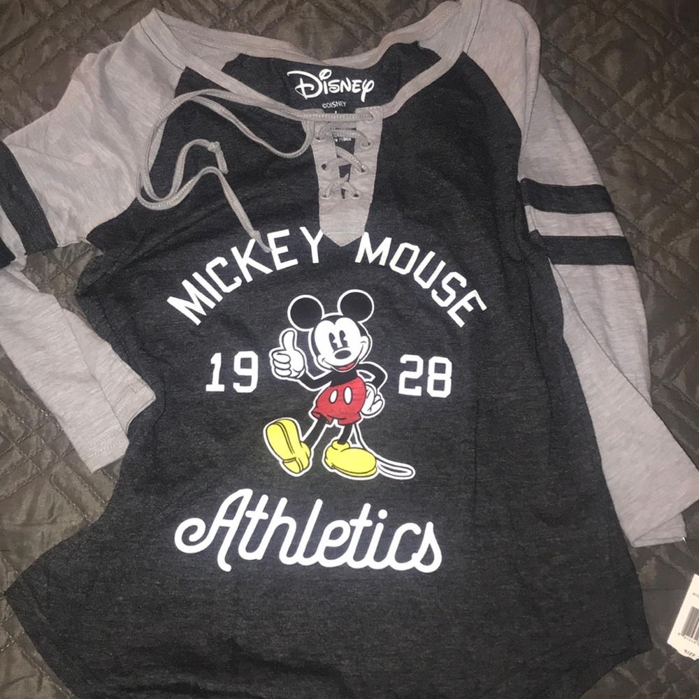 Mickeymouse shirt
